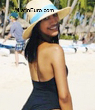 Date this funny Dominican Republic girl Hilany from La Romana DO38344