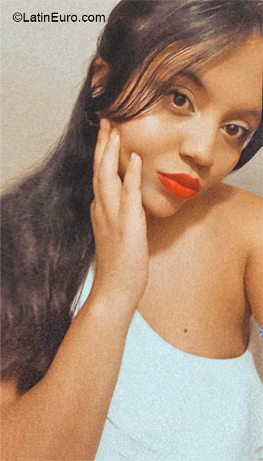 Date this delightful Argentina girl Karen from Corrientes AR473