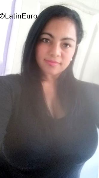Date this delightful Peru girl Melissa from Lima PE1864