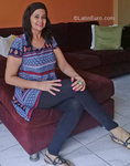 good-looking Colombia girl Linda from La Plata CO29113