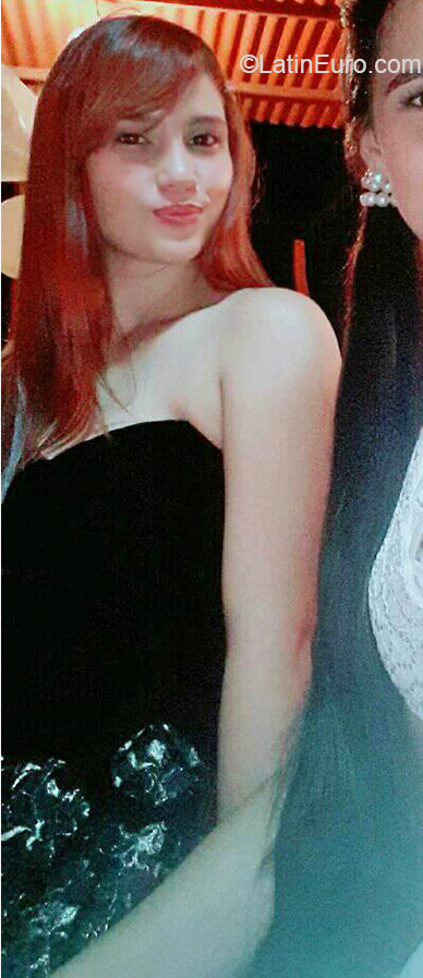 Date this hard body Venezuela girl Siney from Barquisimeto VE3490