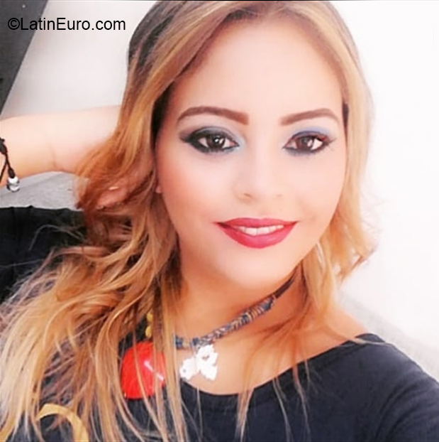 Date this georgeous Venezuela girl Maria from Valencia VE3494