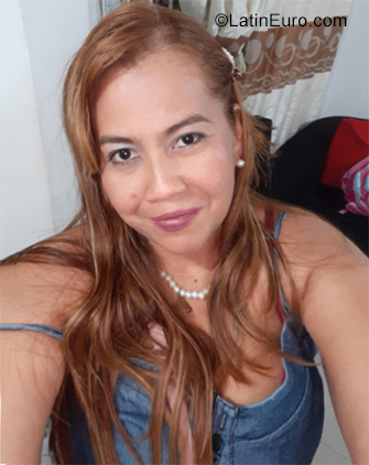 Date this exotic Colombia girl Francia from Cartagena CO28768