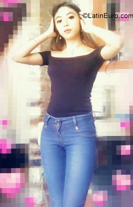 Date this delightful Mexico girl Lupita from Irapuato MX2174