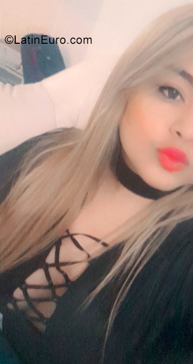 Date this sultry Colombia girl Norma from Cali CO29818