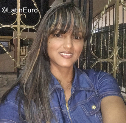 Date this hard body Dominican Republic girl Alexa from La Vega DO39156