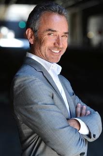 Date this lovely United States man Doug from Los Angeles US21163