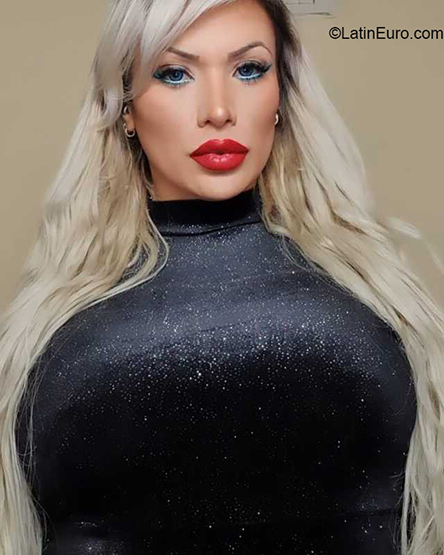 Date this exotic Spain girl Aline from Barcelona ES611