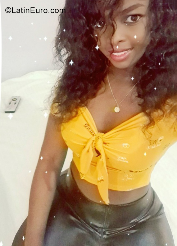 Date this stunning Chile girl Monica from Santiago CL253