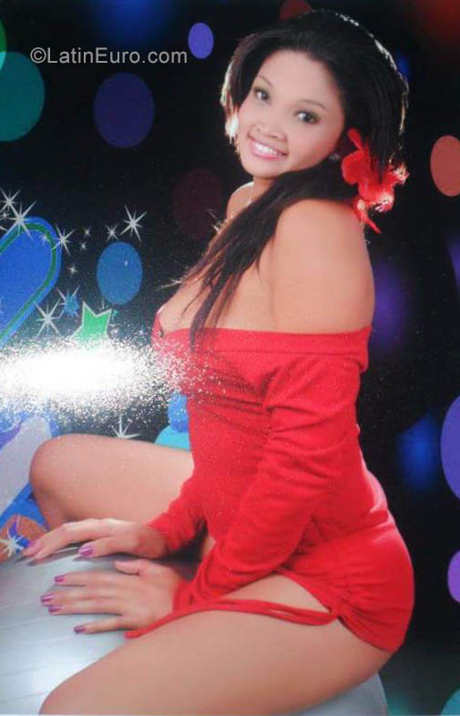 Date this young Colombia girl Marcy from Cartagena CO29905