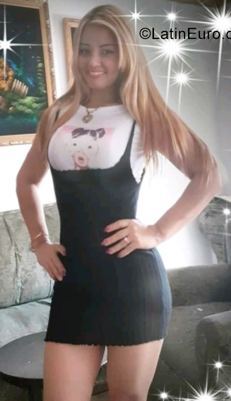 Date this young Venezuela girl Gerdriana from Caracas VE3869