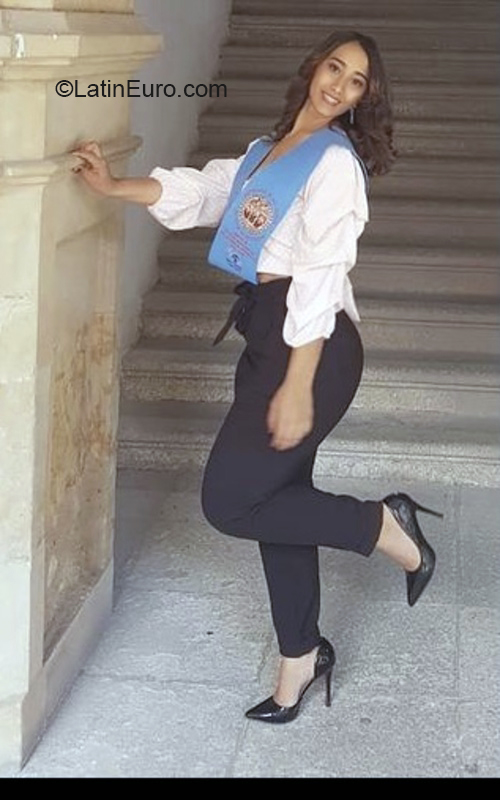 Date this gorgeous Dominican Republic girl Jenny from La Vega DO39669