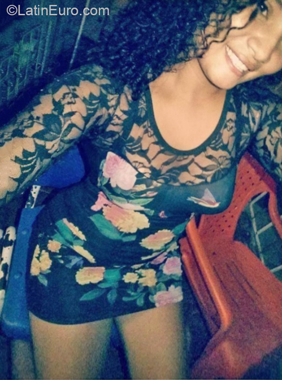 Date this beautiful Colombia girl Eliana from Barranquilla CO30033