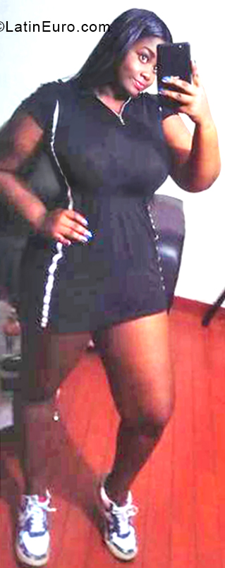 Date this stunning Colombia girl Danna from Cali CO30797