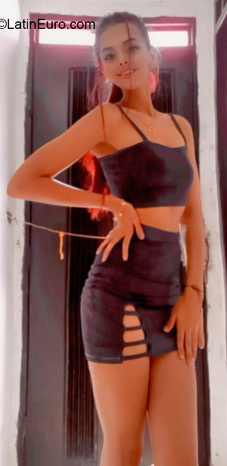 Date this young Colombia girl Marly ospina from Pereira CO30284