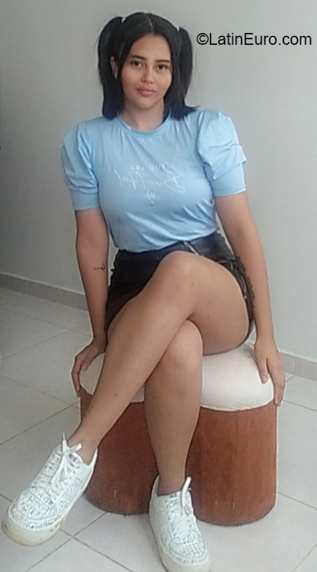 Date this fun Colombia girl Manuela from Pereira CO30285