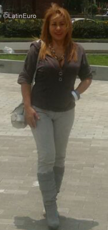 Date this young Colombia girl Emita from Medellin CO30784