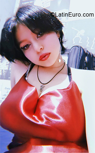 Date this sultry Colombia girl Sammy Julie from Bogota CO30339