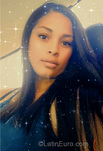 Date this good-looking Dominican Republic girl Aidelisa from San Pedro De Macoris DO39876