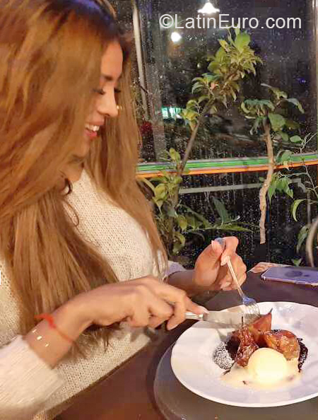 Date this passionate Italy girl Adriana from Milan IT348