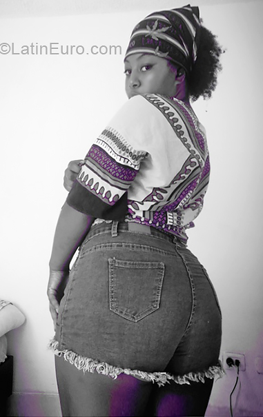 Date this tall Colombia girl Zaudia from Girar d ot CO30417