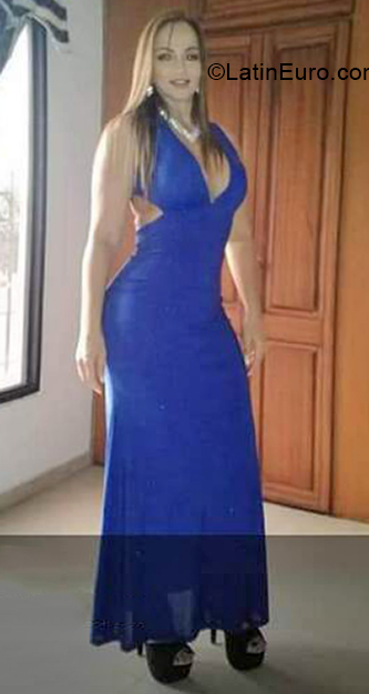 Date this young Colombia girl Claudia patrici from Cali CO30445