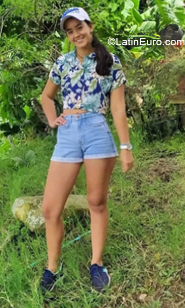 Date this stunning Colombia girl SOL from Bogota CO30539