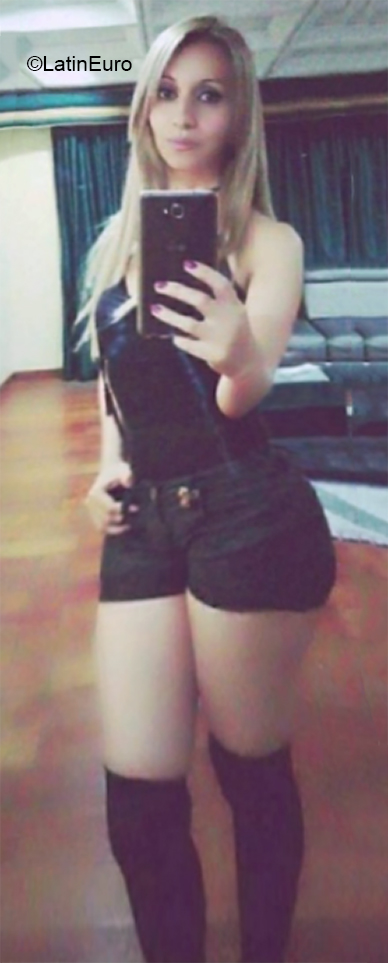 Date this attractive Colombia girl Mile from Bogota CO30641