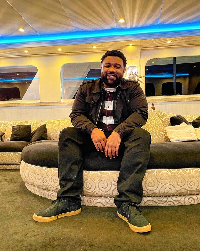 Date this beautiful United States man Erik from Los Angeles US21407