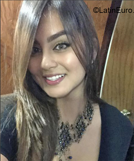 Date this passionate El Salvador girl Isabel from San Salvador SV171