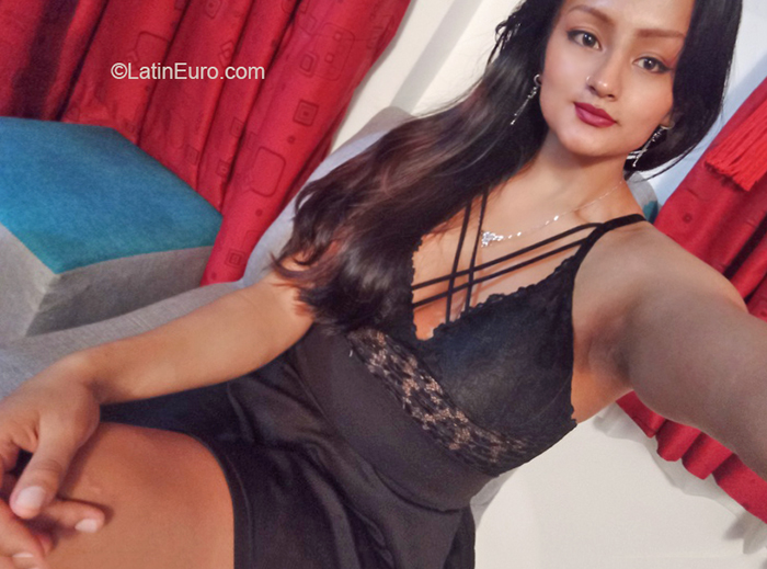 Date this charming Colombia girl Gherald from Bogota CO31235