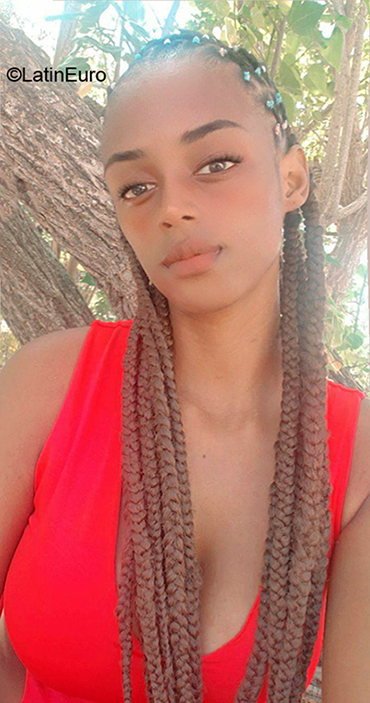 Date this gorgeous Venezuela girl Cleysimar Lourdes from Vargas VE4139