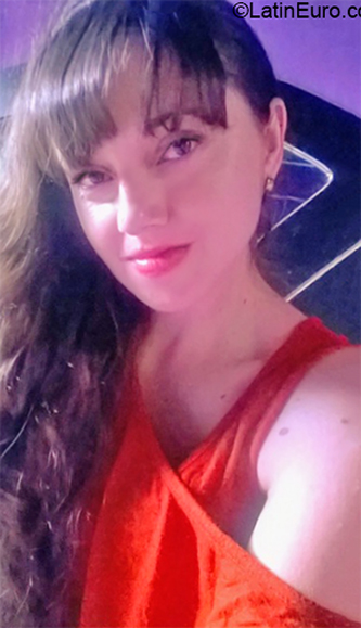 Date this gorgeous El Salvador girl Yamileth from San Salvador SV175