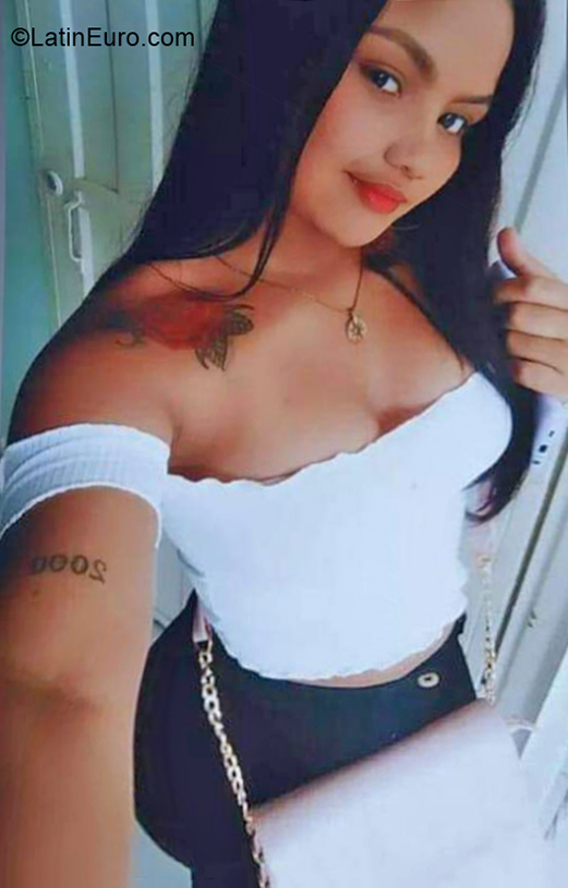 Date this tall Colombia girl Milagros from Barranquilla CO31378