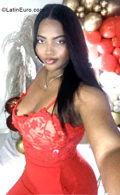 Date this voluptuous Colombia girl Maby from Villavicencio CO31469