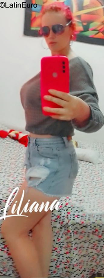 Date this attractive Colombia girl Liliana from Bucaramanga CO31542