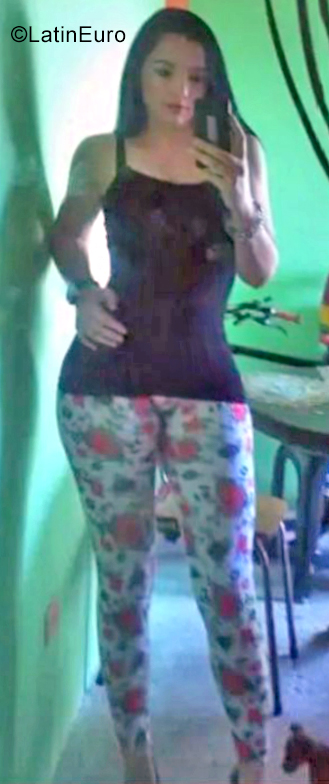 Date this georgeous Venezuela girl Kerlin from San Cristobal VE4200