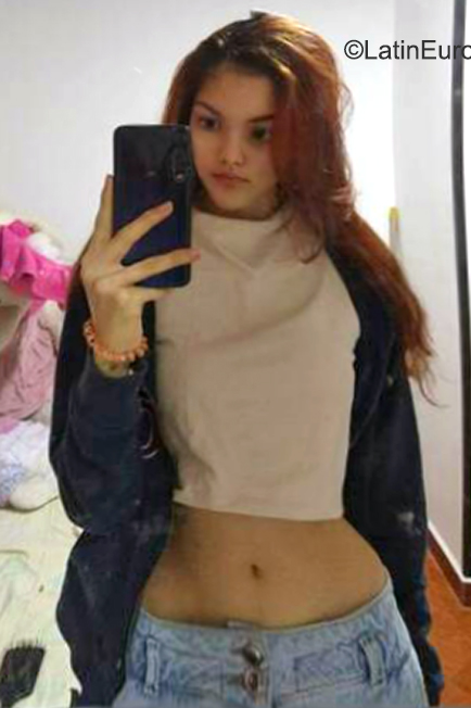 Date this stunning Colombia girl Sara from Cartagena CO31765