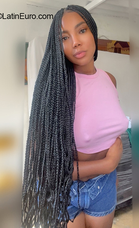 Date this exotic Colombia girl Biviiiiana from Medellin CO31985