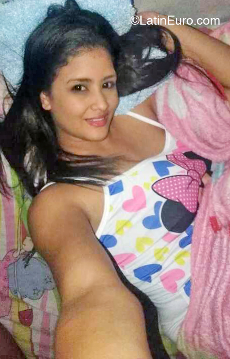 Date this exotic Venezuela girl Kimberly from Caracas VE4593