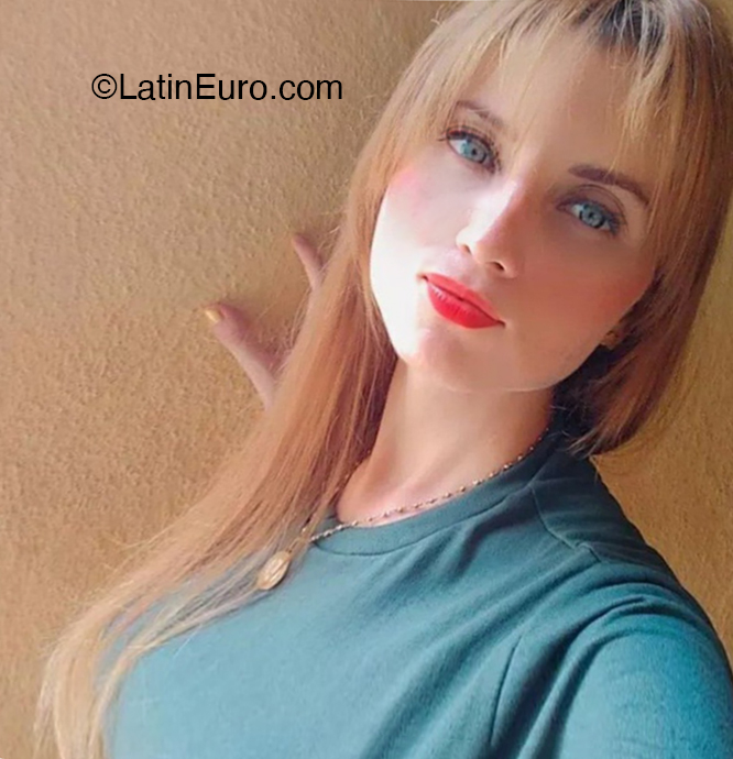 Date this good-looking Venezuela girl Jenny from Barquisimeto VE4791