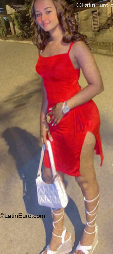 Date this fun Dominican Republic girl Yessica from María Trinidad Sanchez DO52611