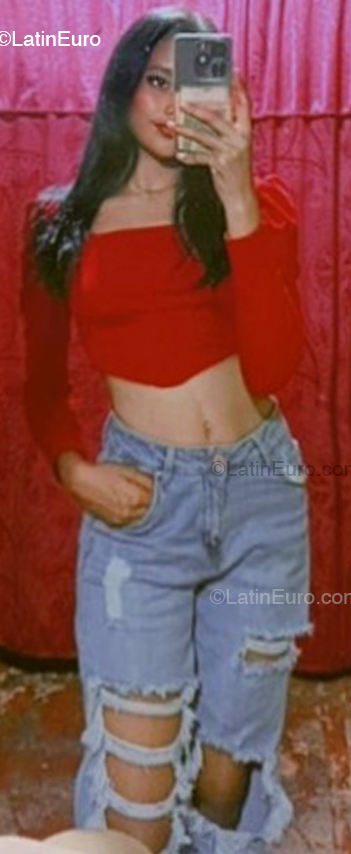 Date this funny Venezuela girl Raicel from Trujillo VE5064