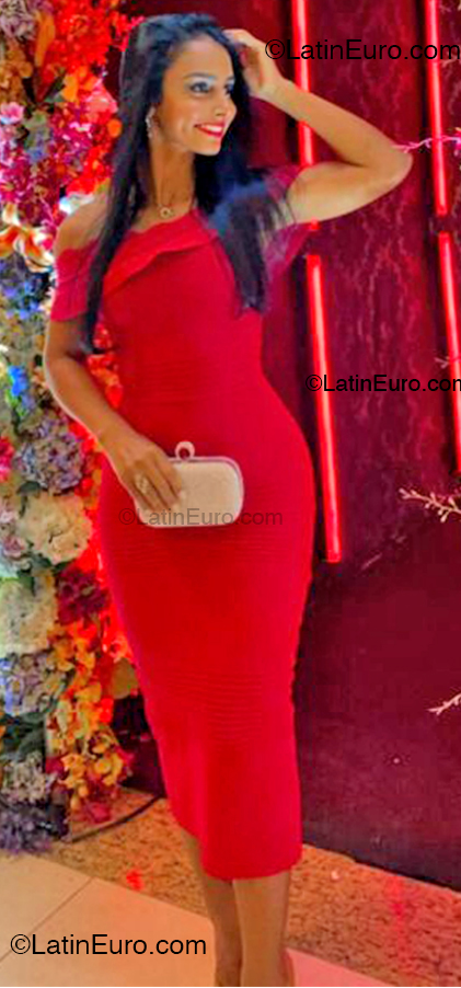 Date this tall Brazil girl Jo from Rio Branco BR12325