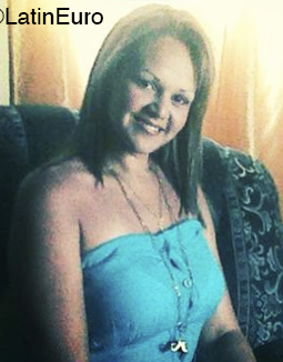 Date this hot Venezuela girl Tayris from Venezuela VE5113