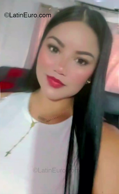 Date this charming Chile girl Rosy from Anzoategui CL436