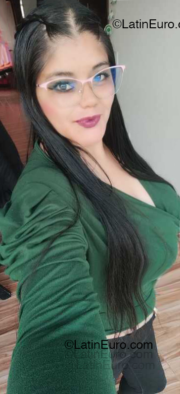 Date this tall Colombia girl Xiomara from Zipaquira CO33399