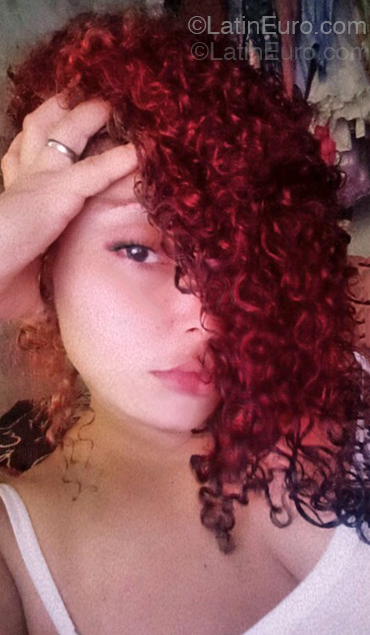 Date this foxy Colombia girl Yurleidy from Barranquilla CO33404