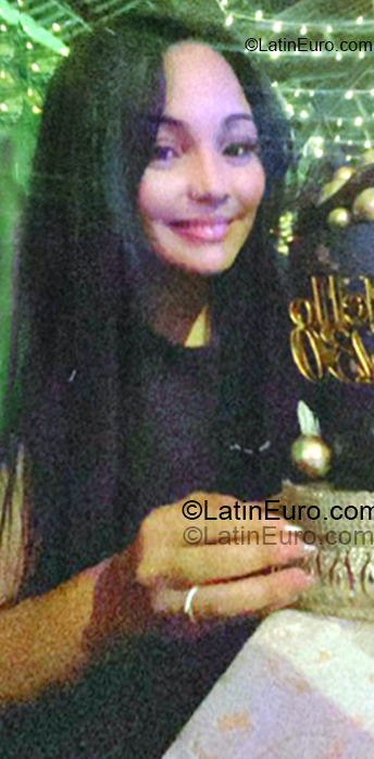 Date this funny Colombia girl Sulgey from Bogota CO33450