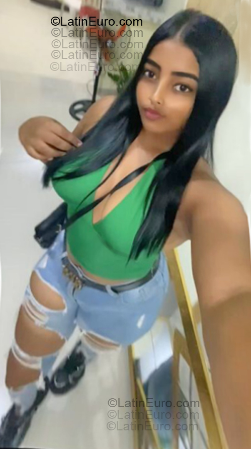 Date this delightful Dominican Republic girl Angie from La Romana DO55345